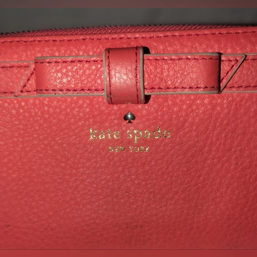 Kate Spade New York Cobble Hill Lacey Zip Around Bright Geranium Wallet